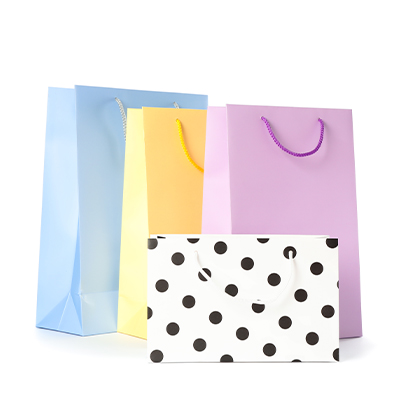 What Advantages Do Laminated Luxury Cardboard Bags Provide for Businesses?