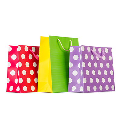 What Advantages Do Laminated Luxury Cardboard Bags Provide for Businesses?