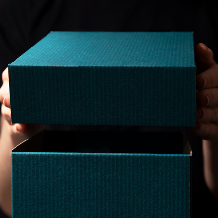 Local Production, Global Presentation: Cultural Codes in Export-Oriented Packaging