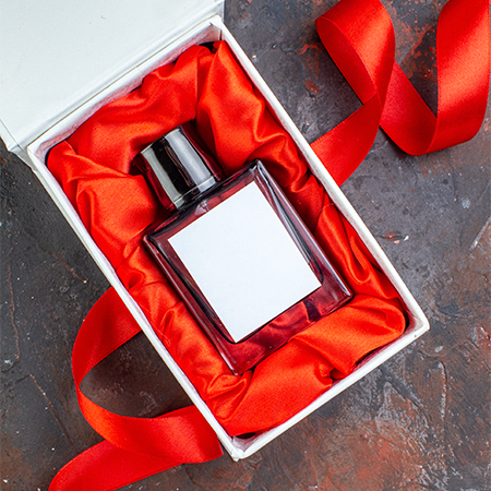 Niche Perfumery and Cosmetic Packaging: Design Details That Amplify Impact in Small Volumes