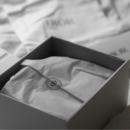 Formun Psikolojisi: Keskin ve Yumuşak Hatlar Algıyı Nasıl Yönlendirir?