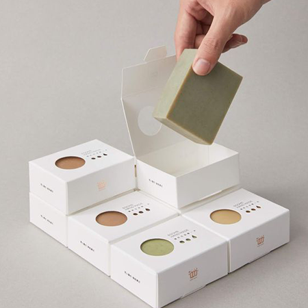 Minimalism and Packaging