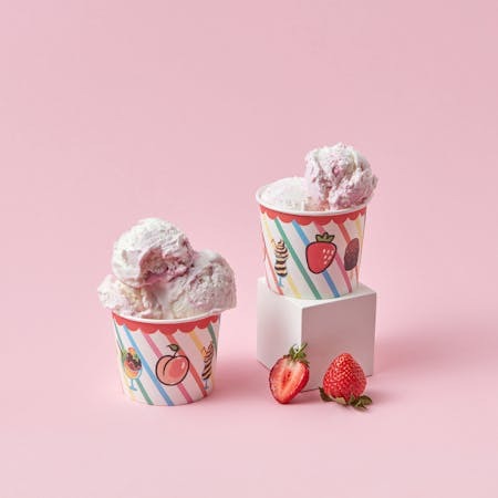 Minimal Lüks mü, Tropikal Parıltı mı? Yazın Ambalaj Trendlerinde Öne Çıkan Estetikler